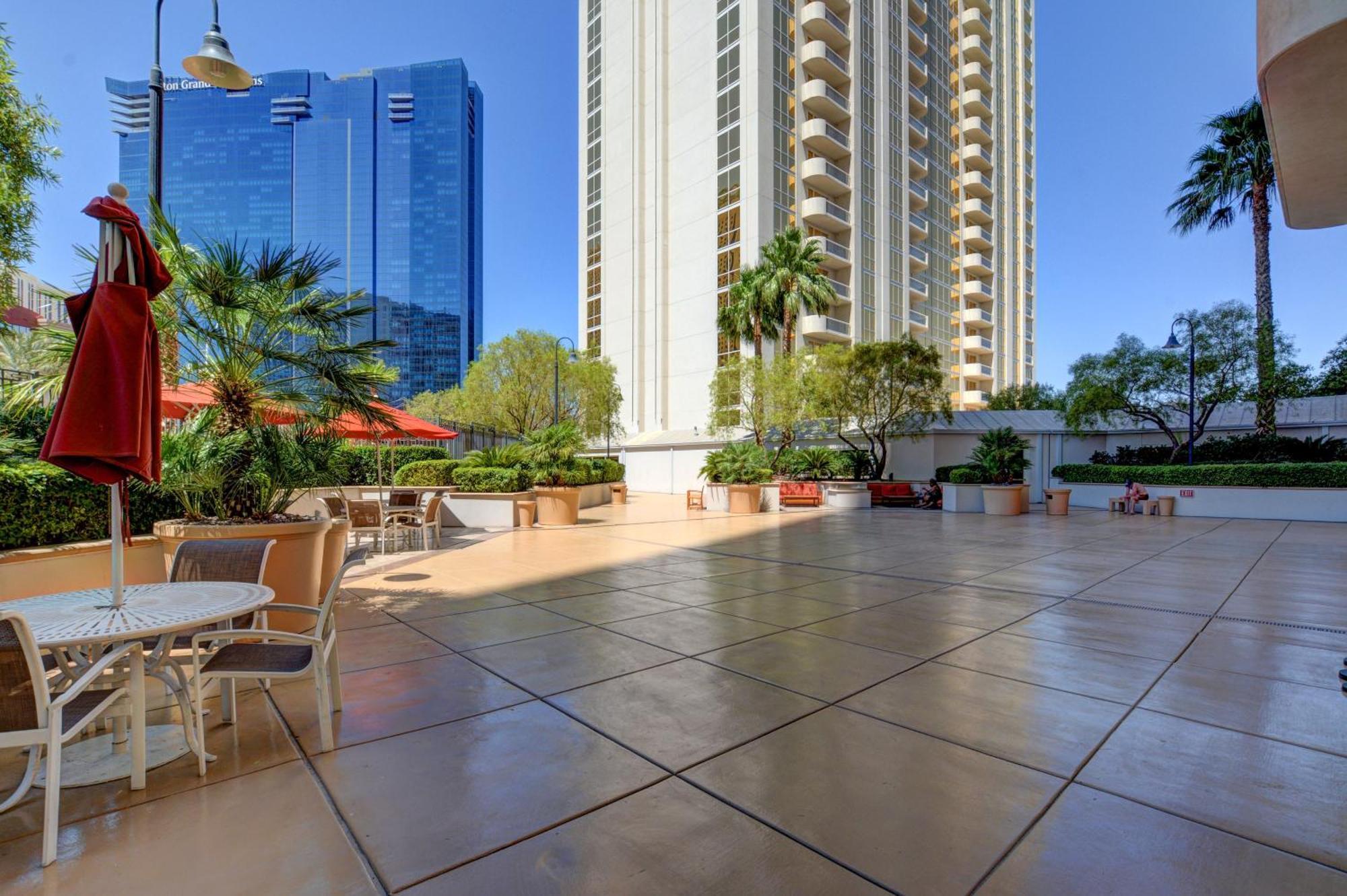 Studio Suite 25Th Flr Mgm Signature * Balcony Strip View Лас-Вегас Екстер'єр фото