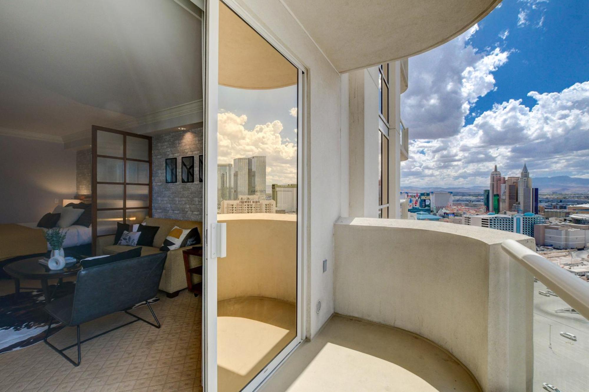 Studio Suite 25Th Flr Mgm Signature * Balcony Strip View Лас-Вегас Екстер'єр фото